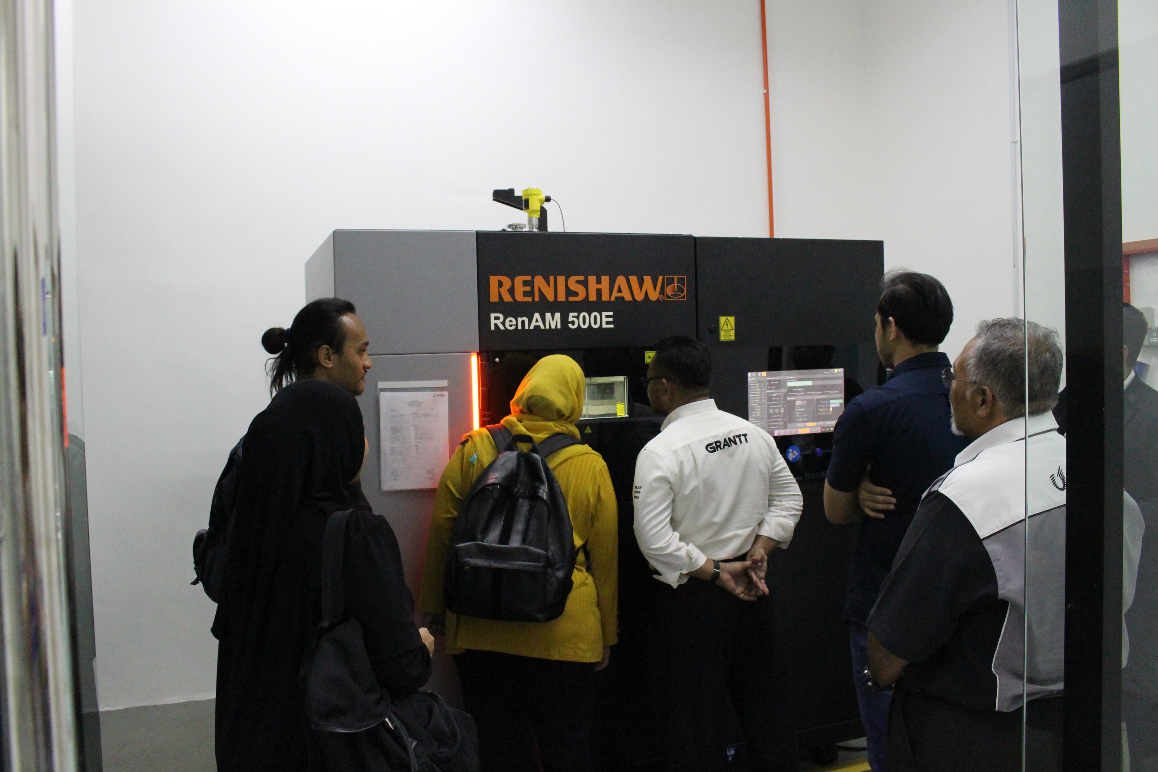 Metal AM machine operation training