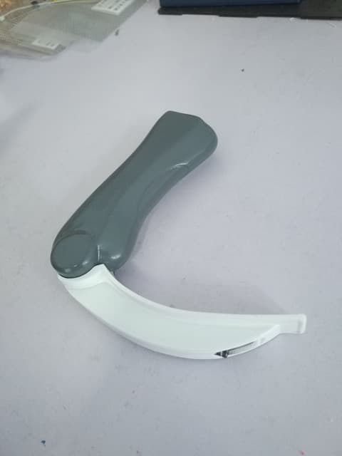 3D Printed Camera Laryngoscope