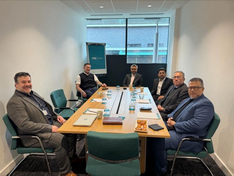 Strategic meeting between 3D Gens, Malaysia High Commissioner and industry partners to advance Smart Manufacturing and Robotics collaboration