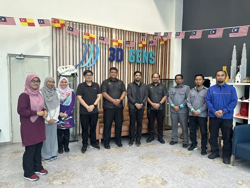 IAMQS September 2025 batch participants and trainers in a formal group photo at the 3D Gens facility