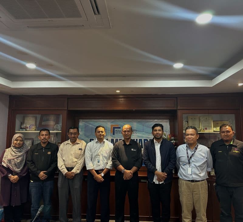 Kolej Komuniti Kepala Batas Equipped with Full 3D Printing Lab by 3D Gens