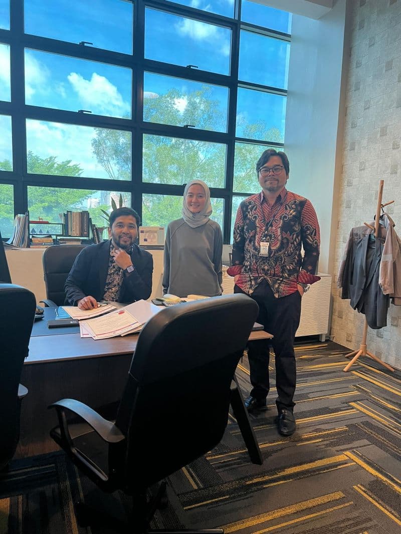 3D Gens representative meets with Indonesian surgical team delegates to discuss digital workflow and 3D printing applications in surgery