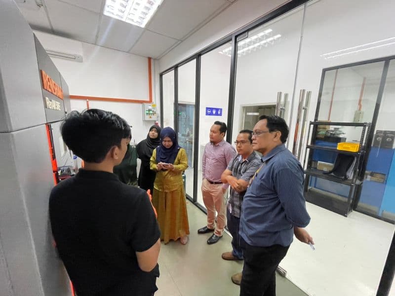 Selective Laser Melting 3D Metal Printing Workshop for Industrial Centre of Innovation in Biomedical