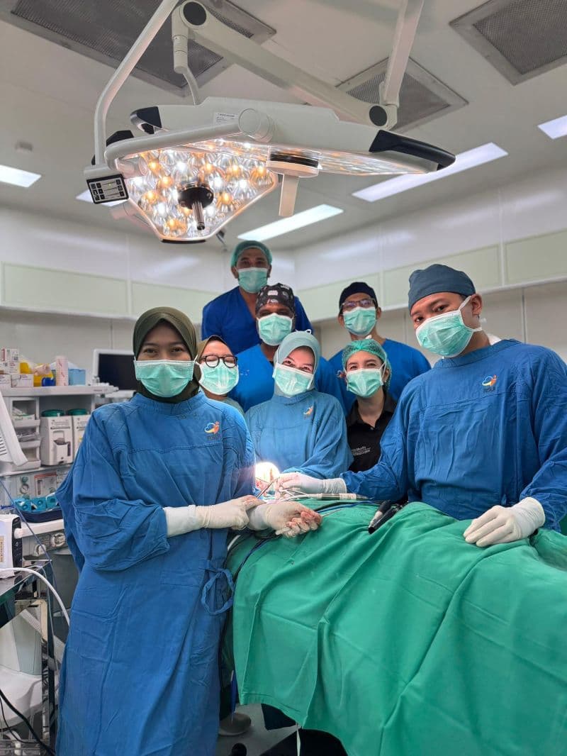 3D printed titanium surgical guides and patient-specific implants for the RSUI procedure