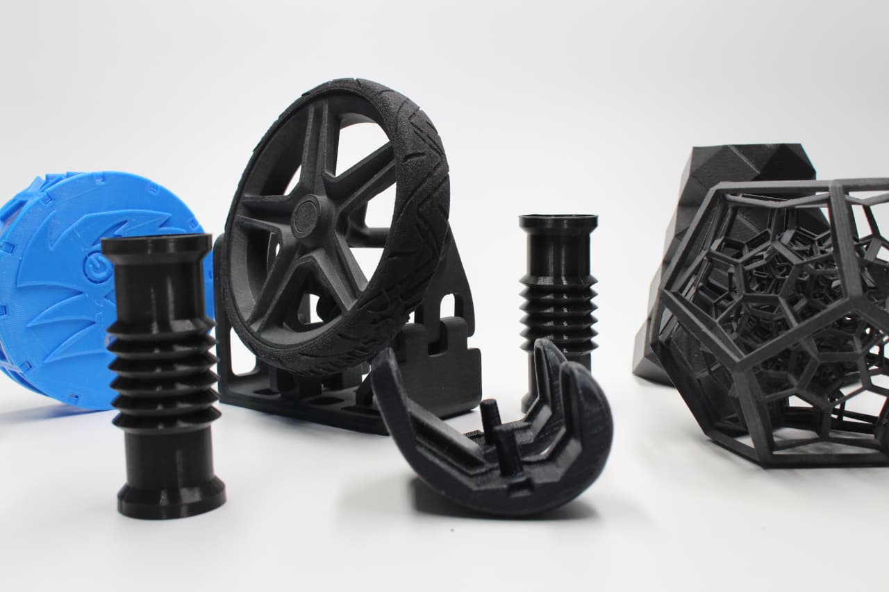Selective laser sintering