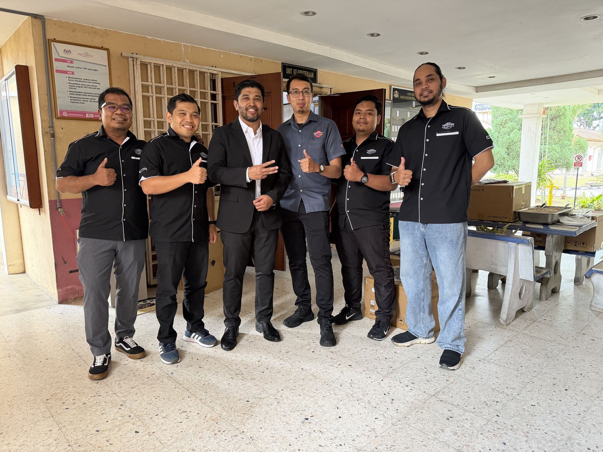 AMFIF 5th batch graduates with 3D Gens team